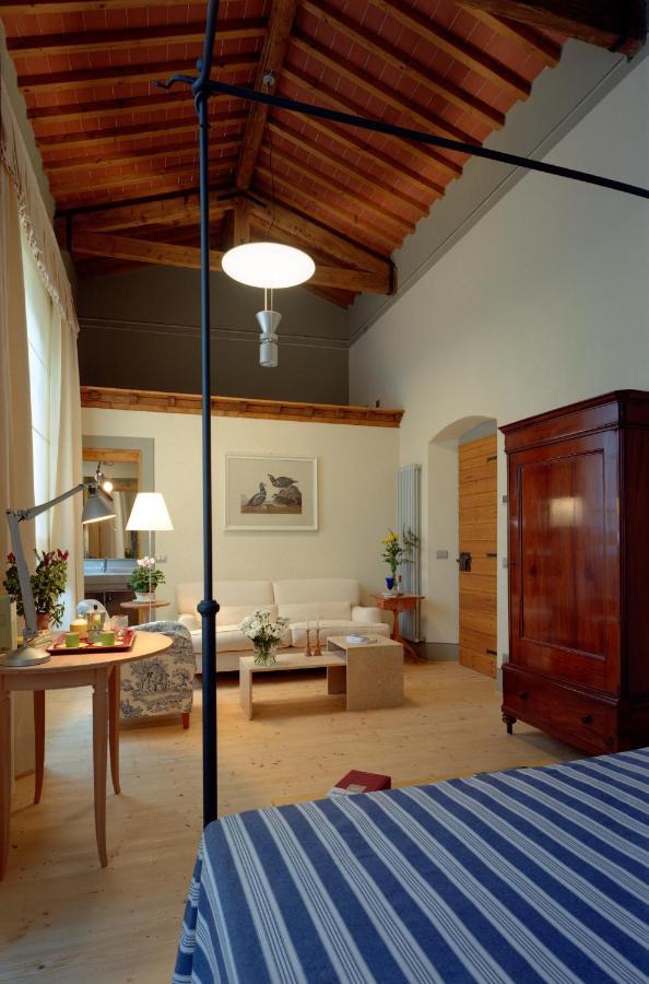 Fattoria Casamora - Suites Pian Di Sco Exterior photo